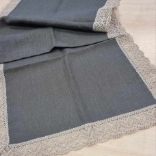 Galda celiiņš ar mežģīnēm 45*109